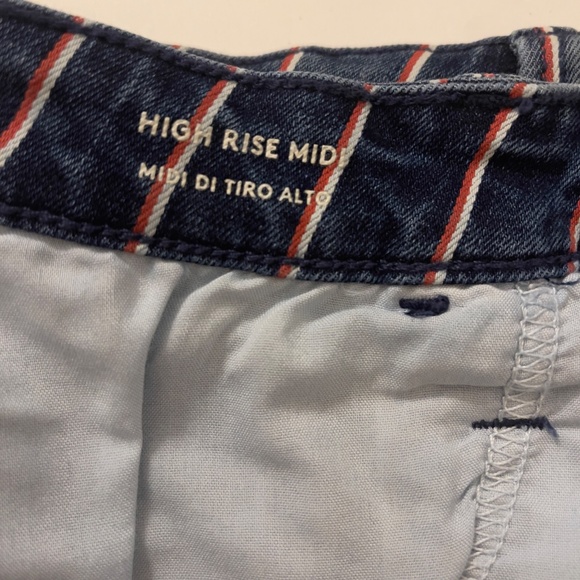 Universal Tread High Rise Red white and blue striped shorts women's size 00/24 - Picture 9 of 10